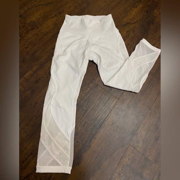 Lululemon wunder under white crop lace leggings - Picture 3 of 13